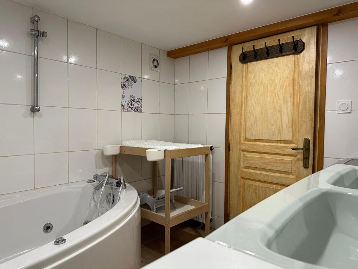 La Bergerie Marie Villa Saint-Aventin Екстериор снимка